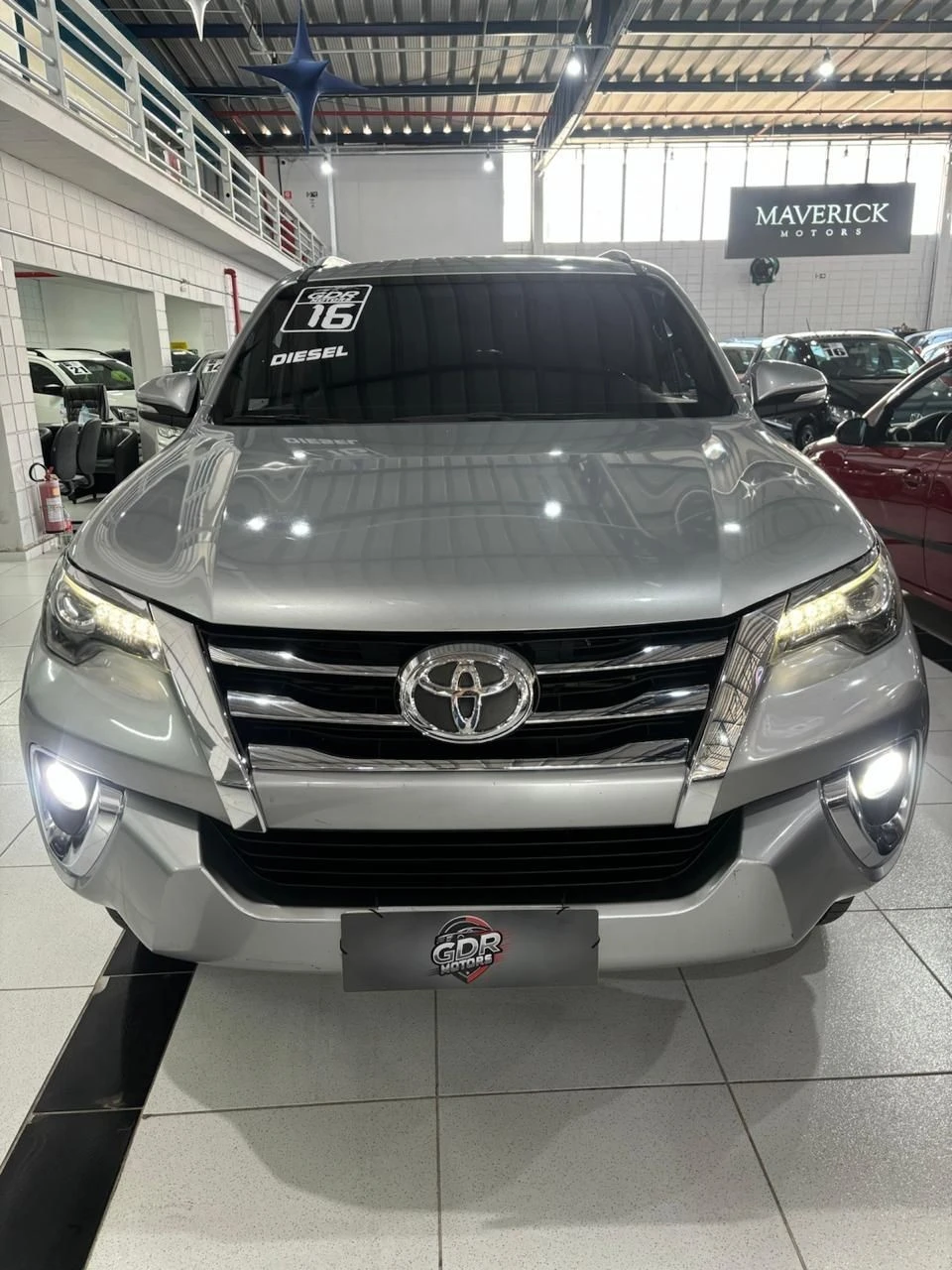 TOYOTA HILUX SW4