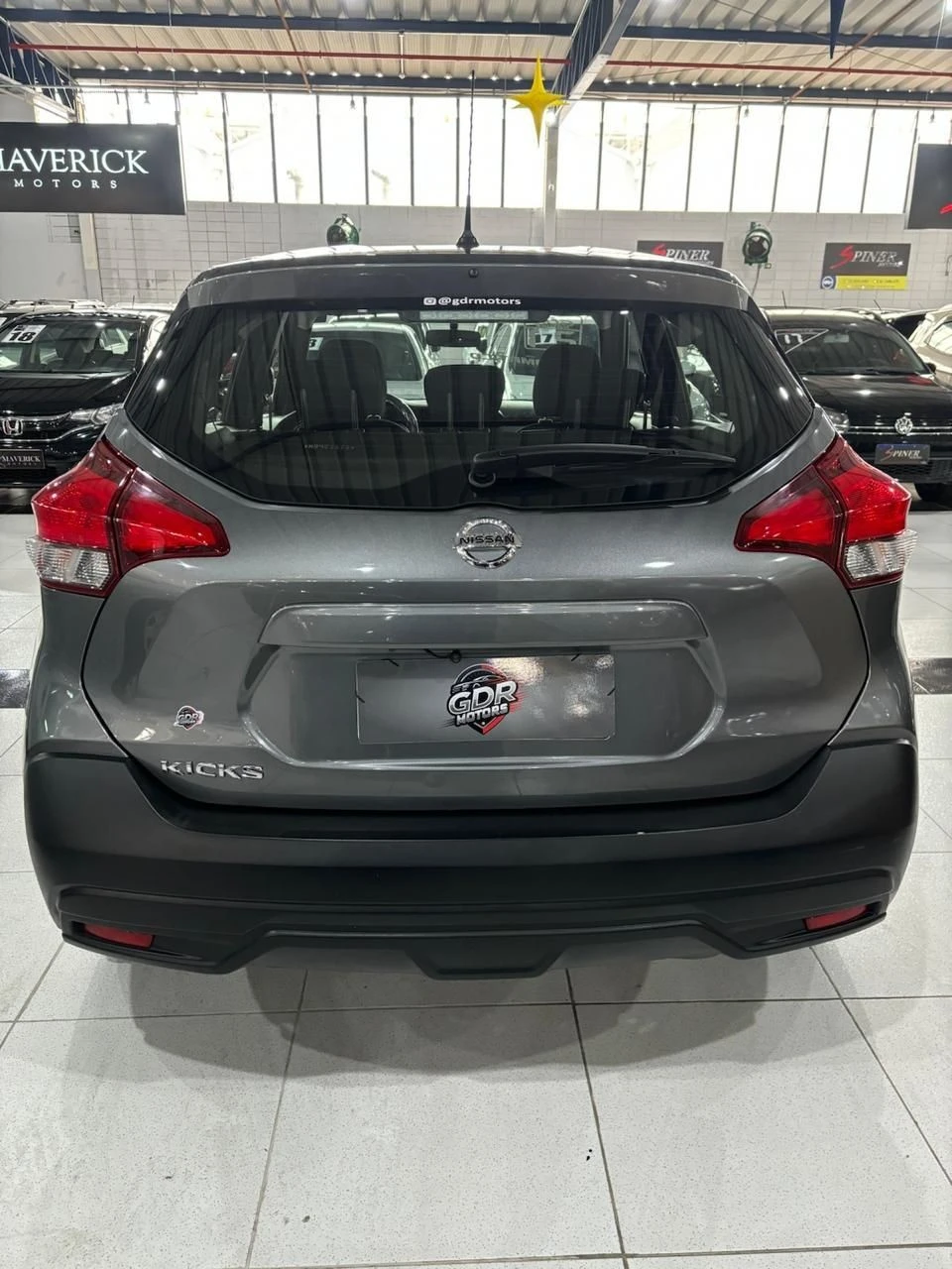 NISSAN KICKS