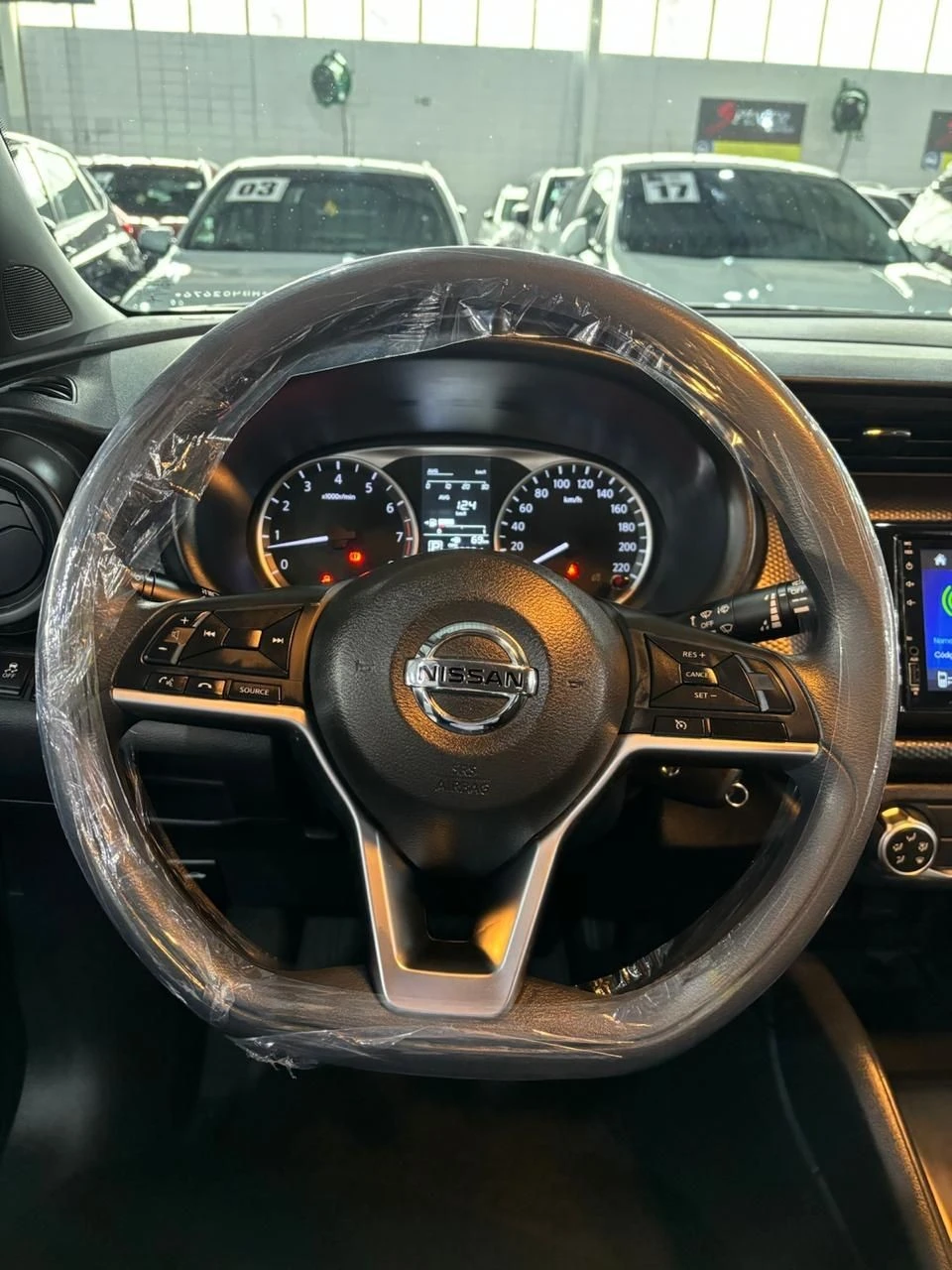 NISSAN KICKS