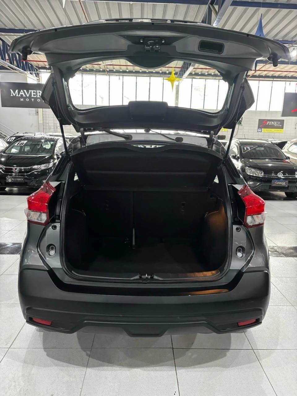 NISSAN KICKS