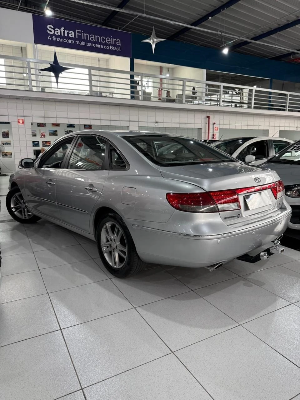 HYUNDAI AZERA