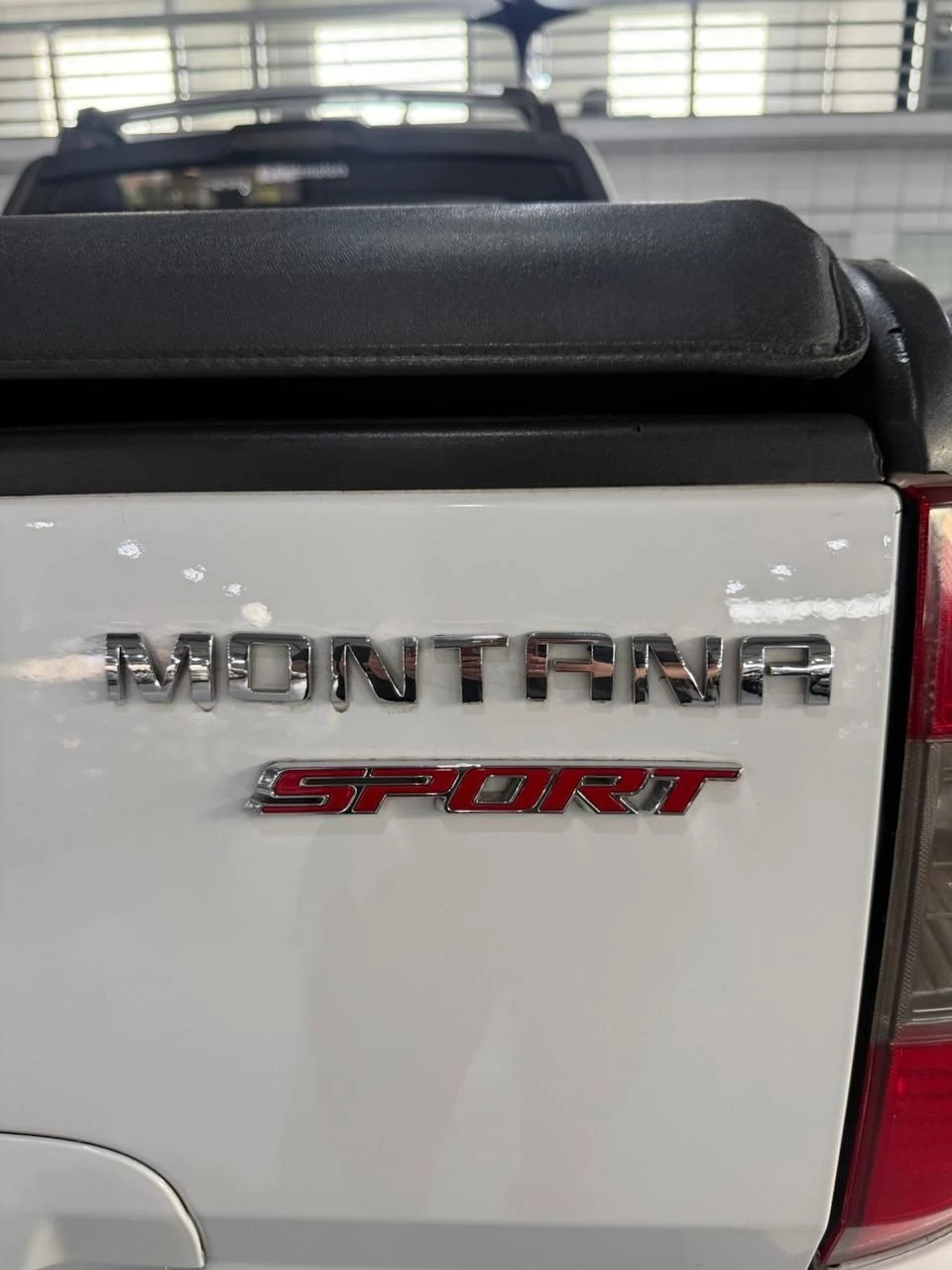 CHEVROLET MONTANA