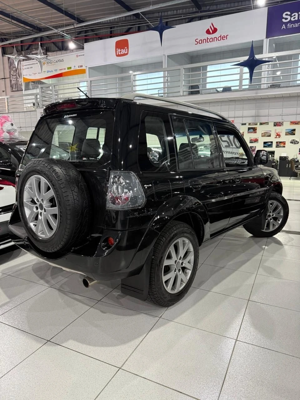 MITSUBISHI PAJERO TR4