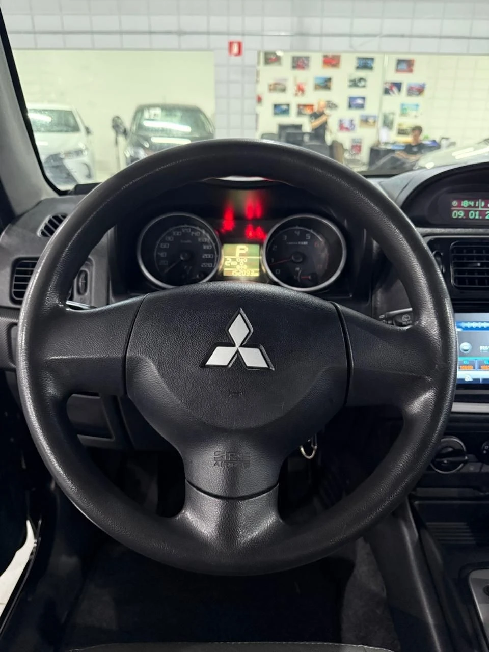 MITSUBISHI PAJERO TR4