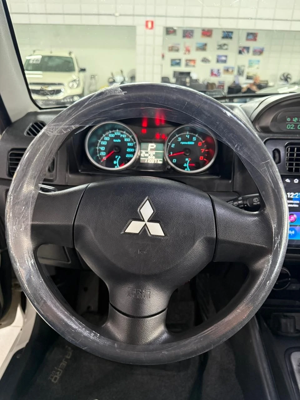 MITSUBISHI PAJERO TR4