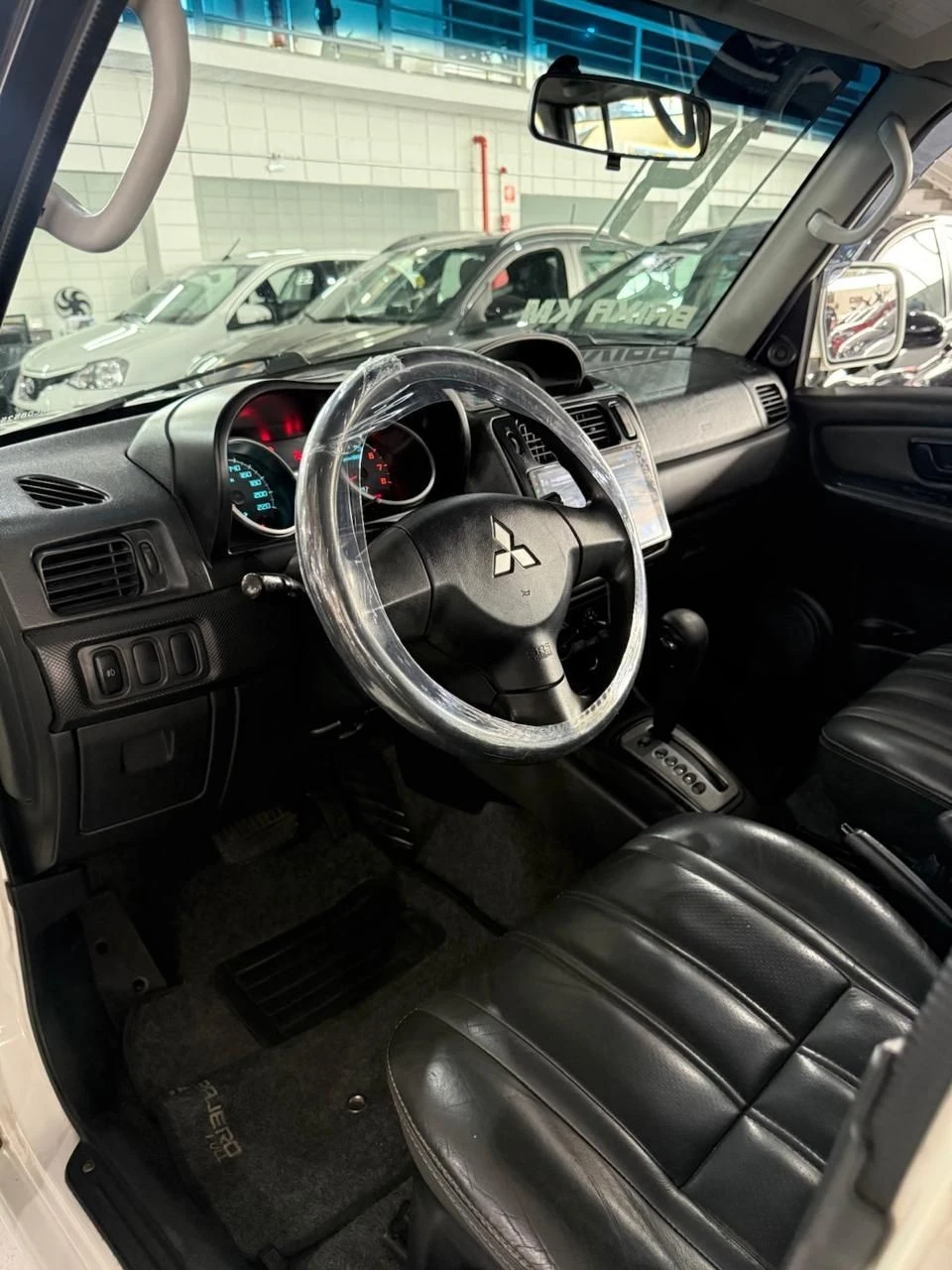 MITSUBISHI PAJERO TR4