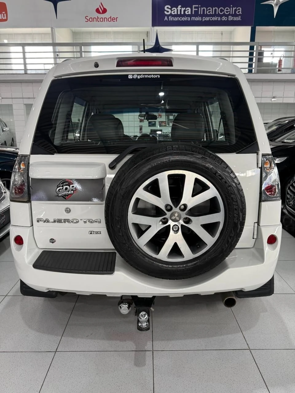 MITSUBISHI PAJERO TR4