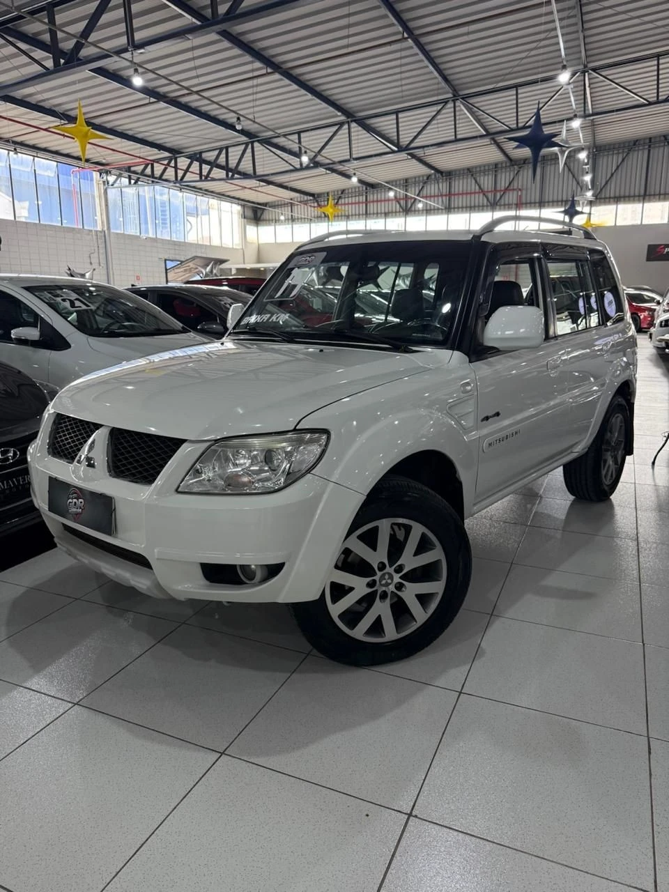 MITSUBISHI PAJERO TR4