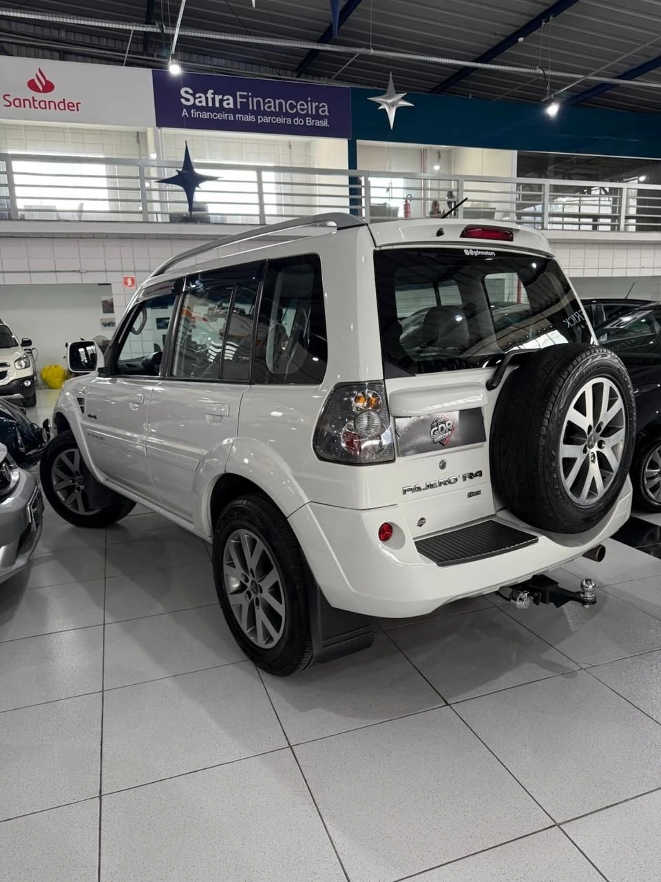 MITSUBISHI PAJERO TR4