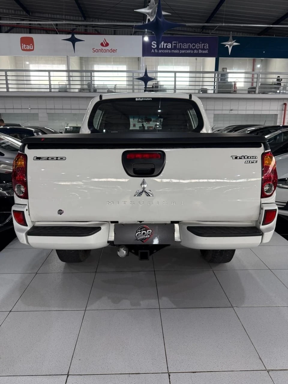 MITSUBISHI L200 TRITON