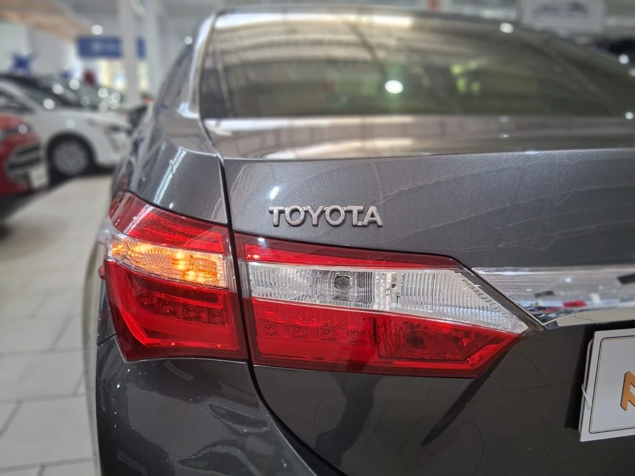 TOYOTA COROLLA