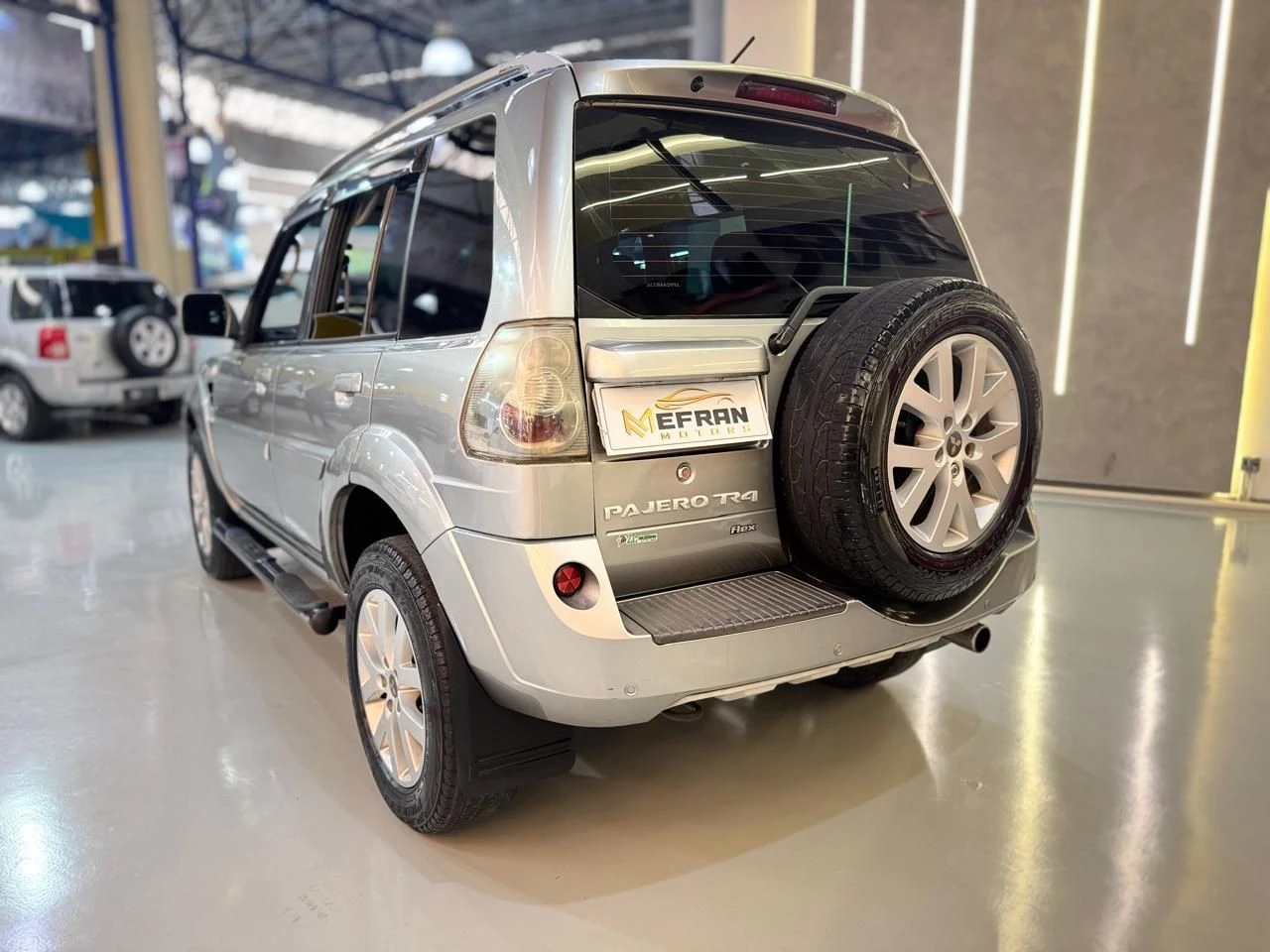 MITSUBISHI PAJERO TR4