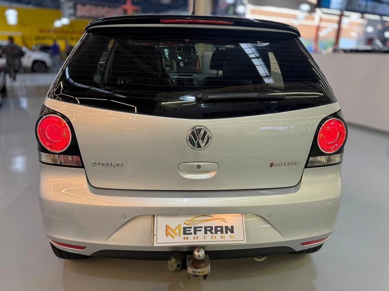 VOLKSWAGEN POLO