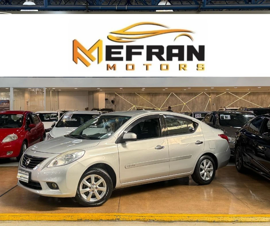 NISSAN VERSA