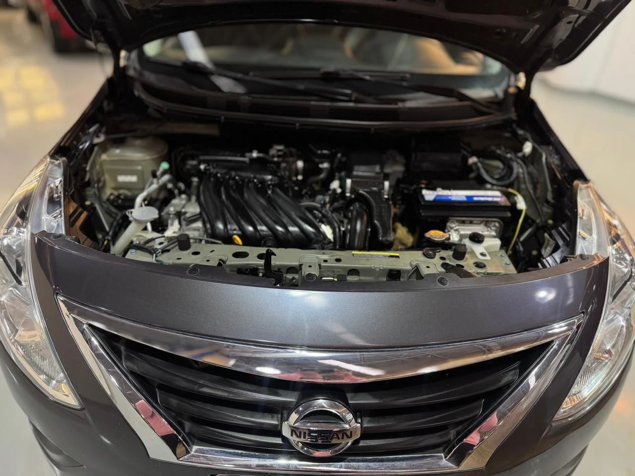 NISSAN VERSA
