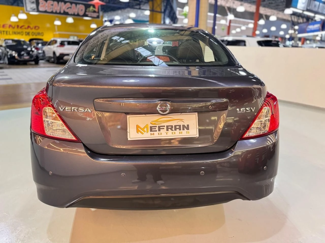 NISSAN VERSA
