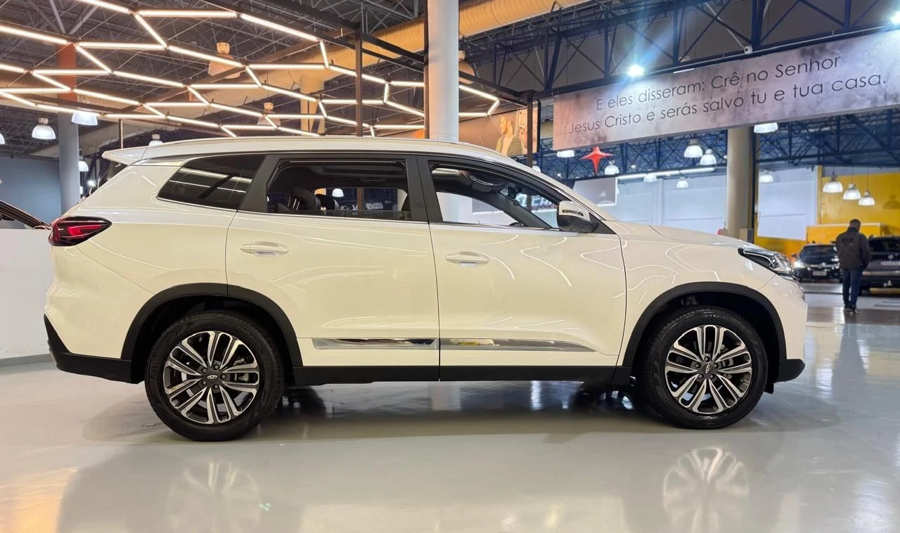 CHERY TIGGO 8