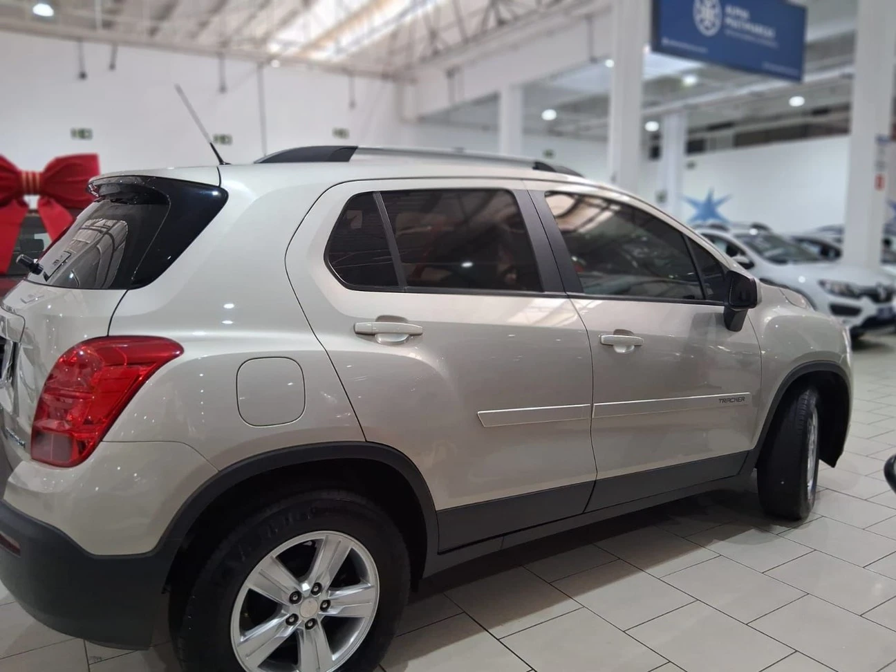 CHEVROLET TRACKER