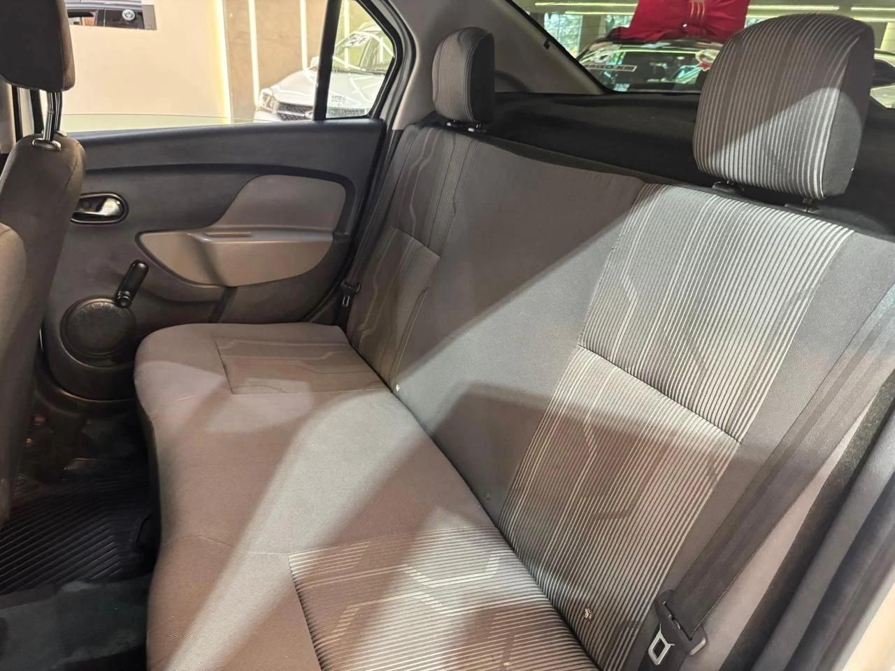 RENAULT LOGAN