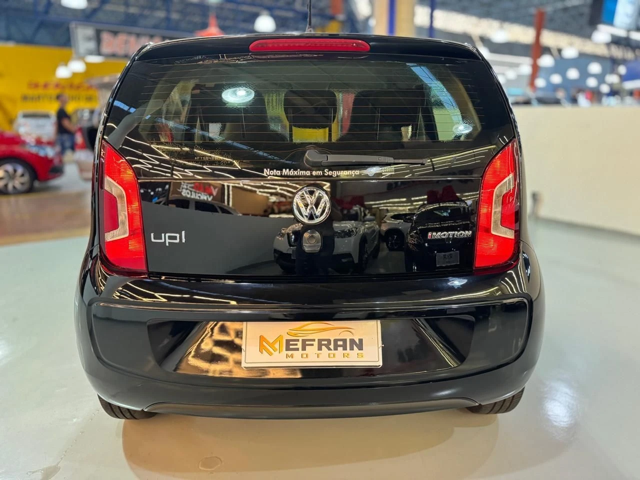 VOLKSWAGEN UP