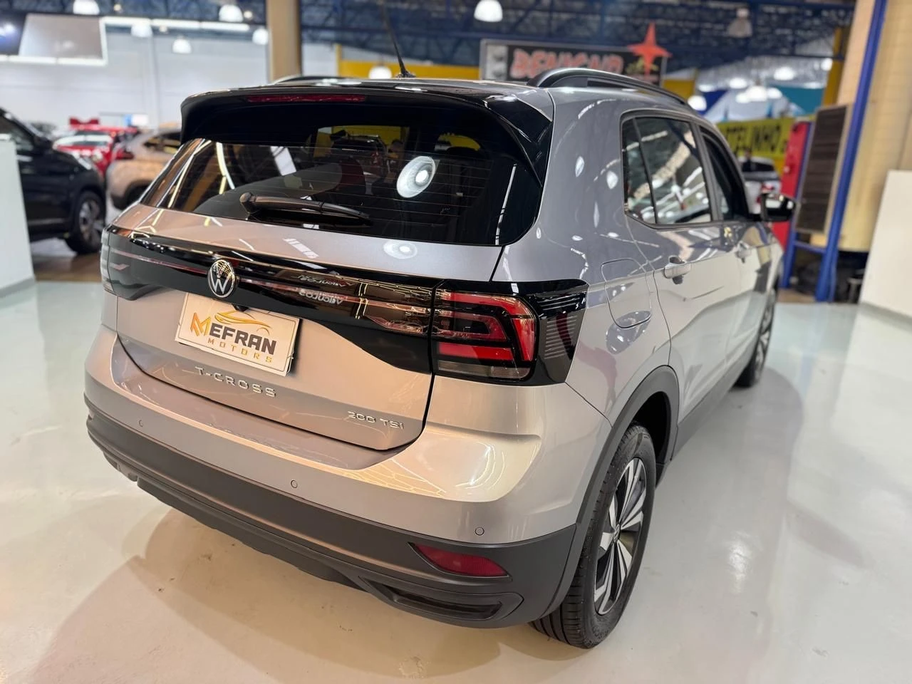VOLKSWAGEN T-CROSS