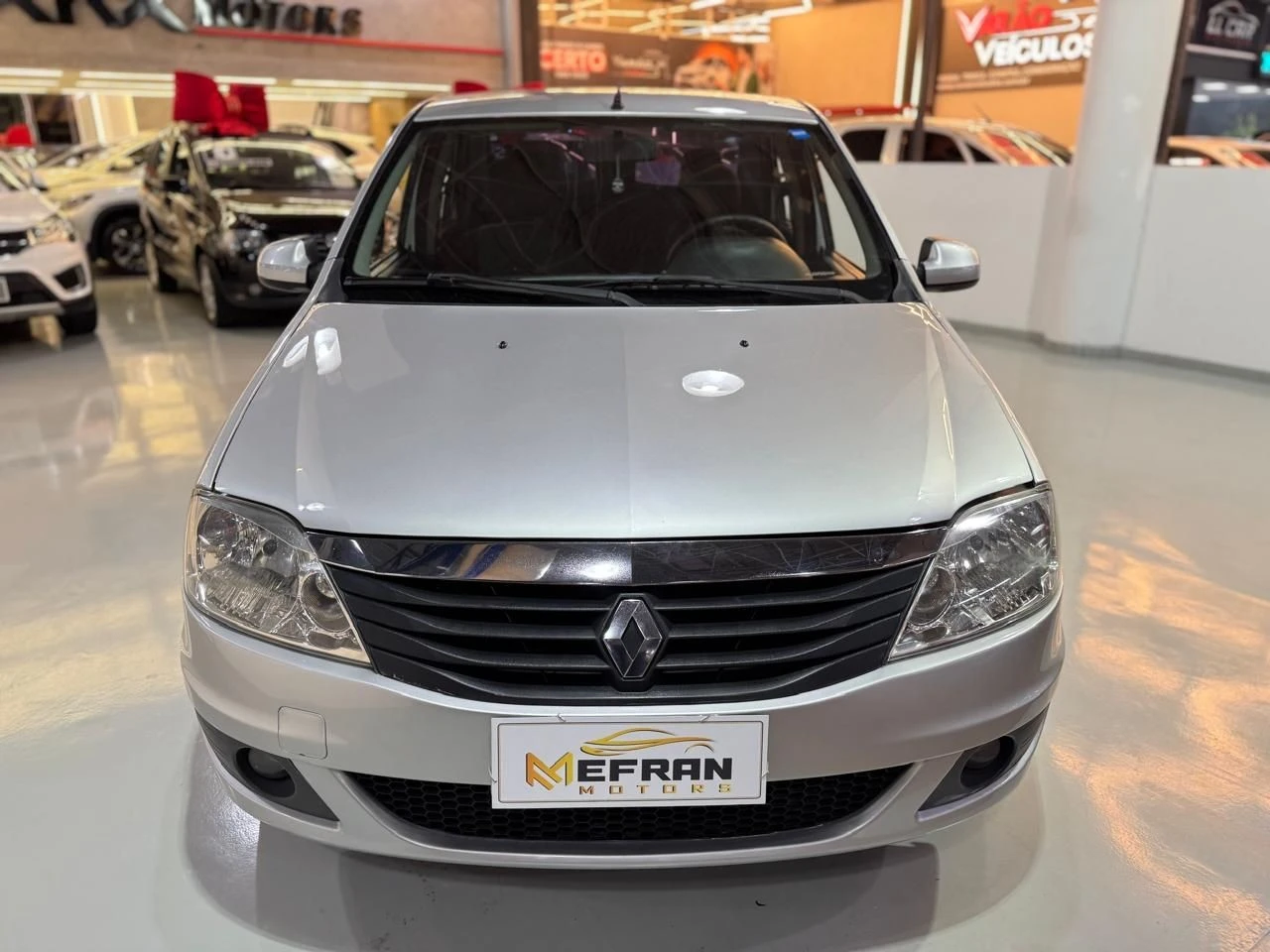 RENAULT LOGAN