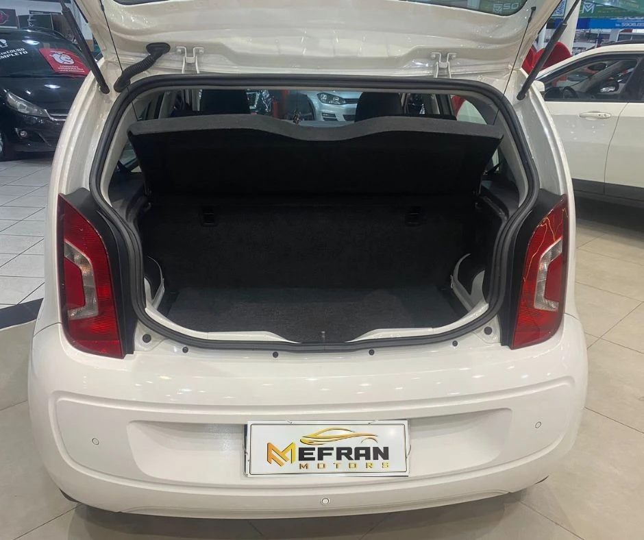 VOLKSWAGEN UP