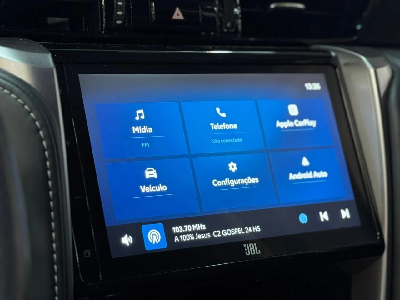TOYOTA HILUX SW4