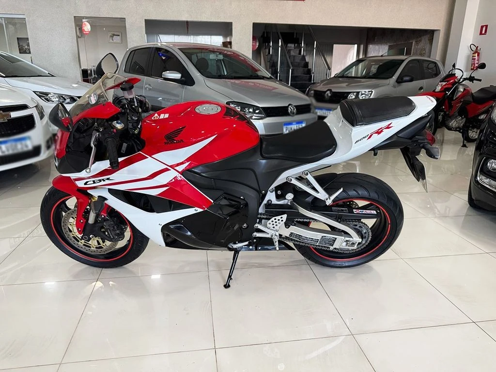 HONDA CBR 600RR