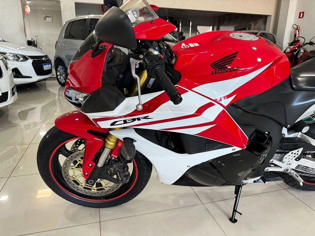 HONDA CBR 600RR