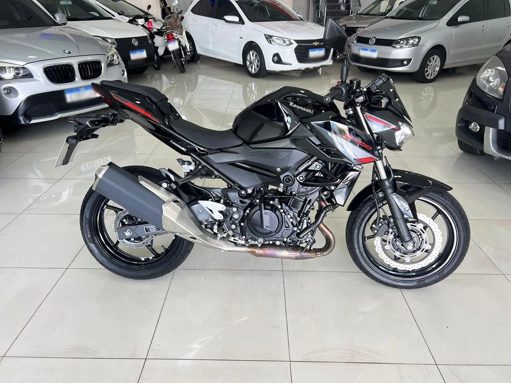 KAWASAKI Z400