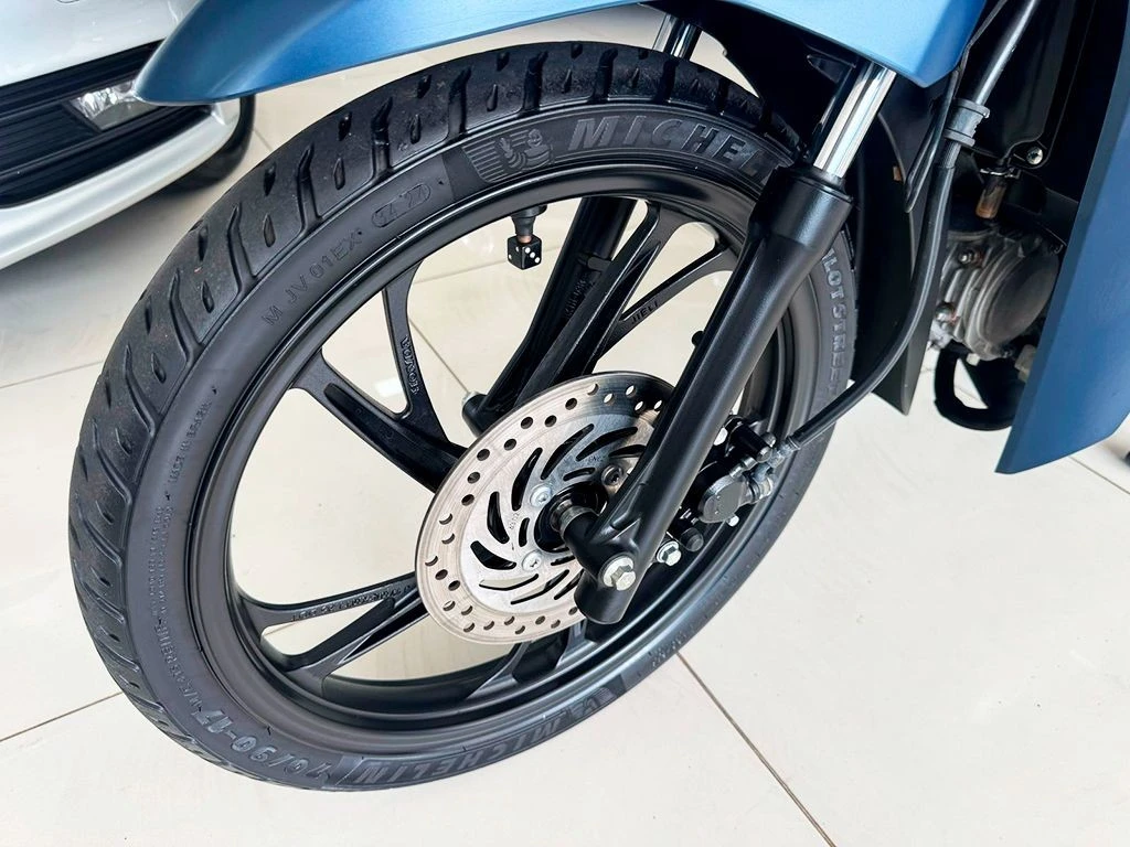 HONDA BIZ 125 EX