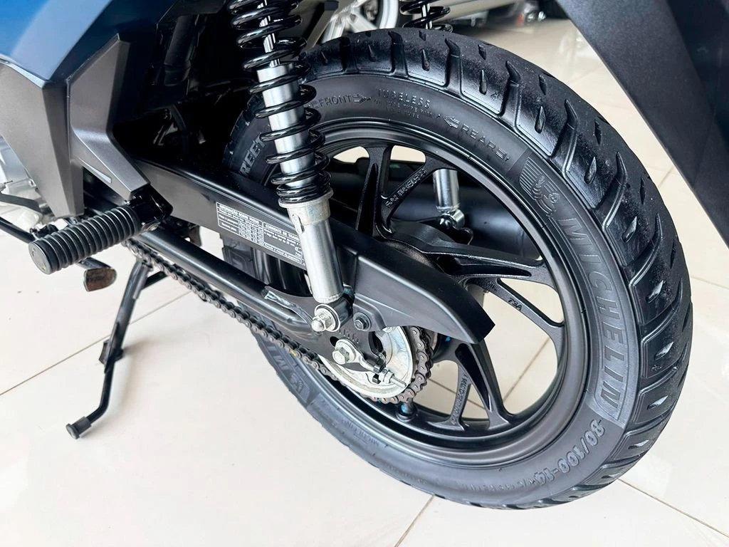 HONDA BIZ 125 EX