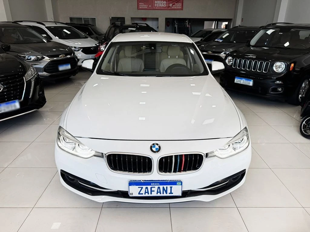 BMW 320I