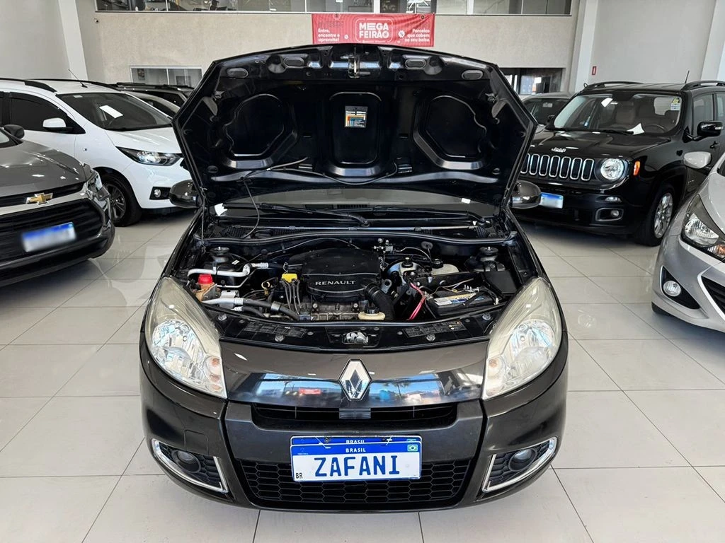RENAULT SANDERO
