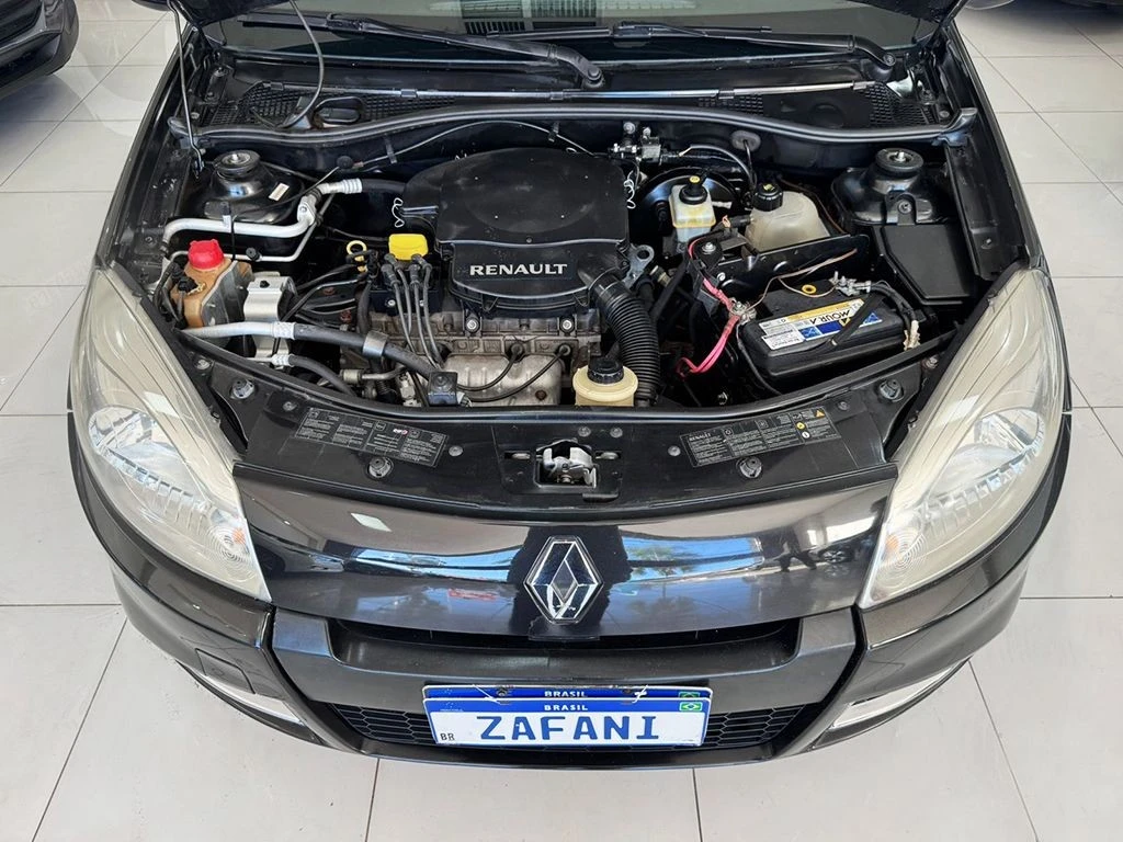 RENAULT SANDERO