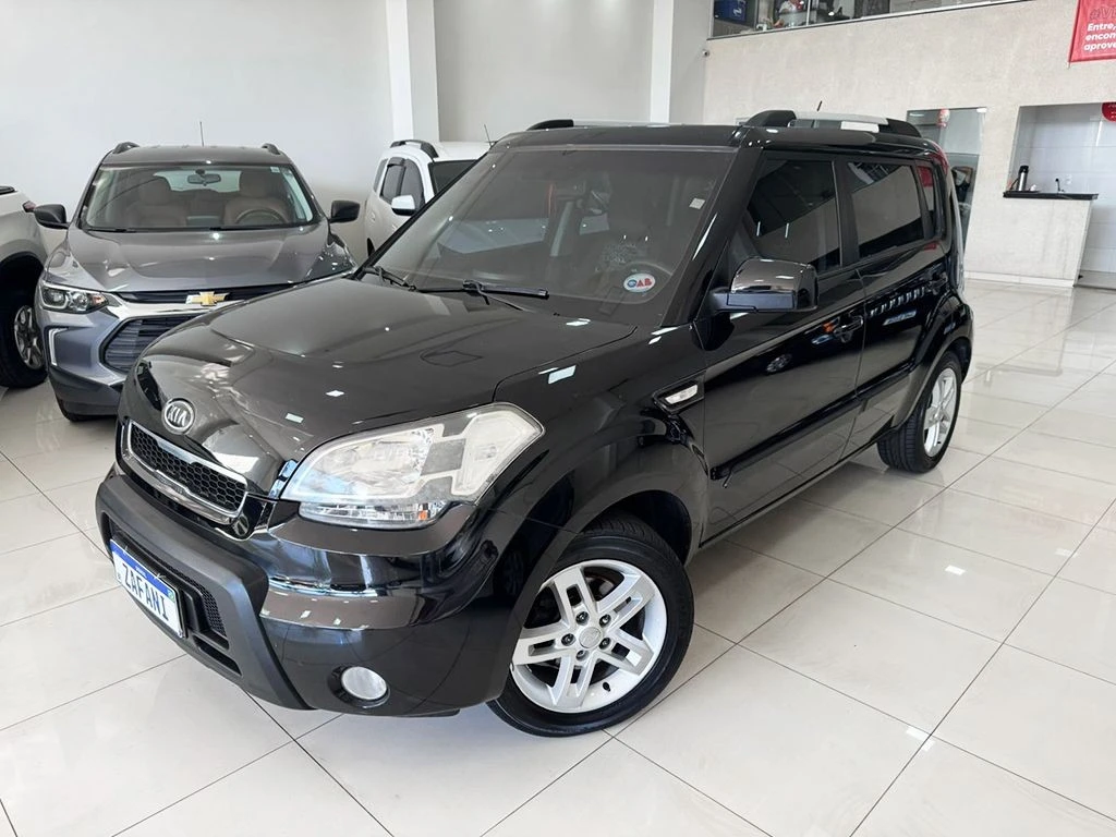 KIA SOUL