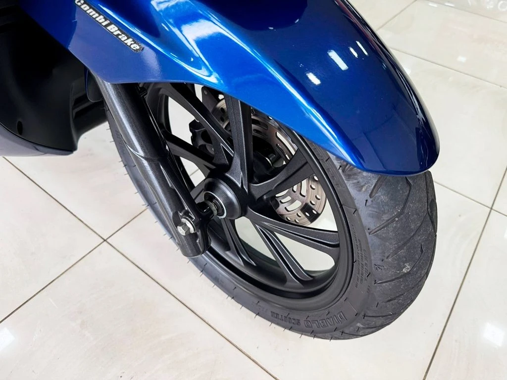 HONDA PCX DLX