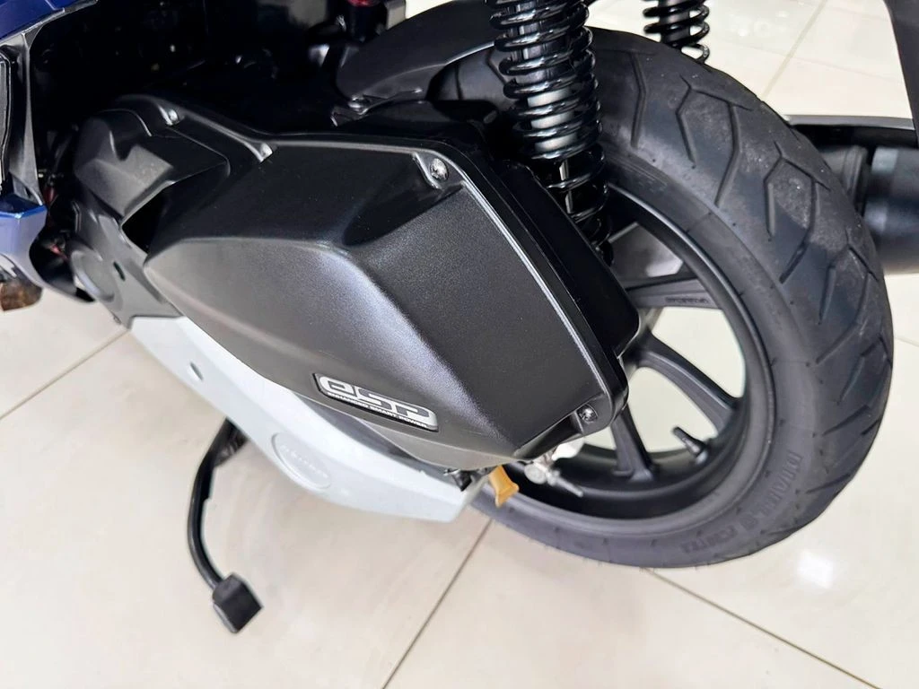 HONDA PCX DLX