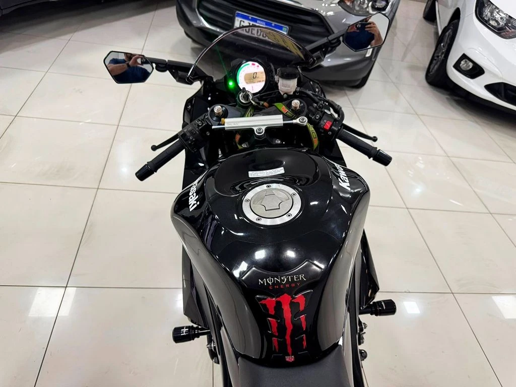 KAWASAKI NINJA ZX-10R