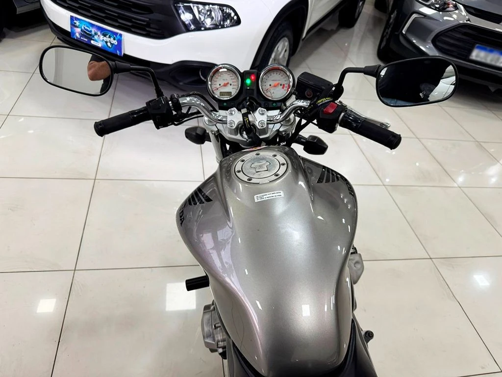 HONDA CB 600F HORNET