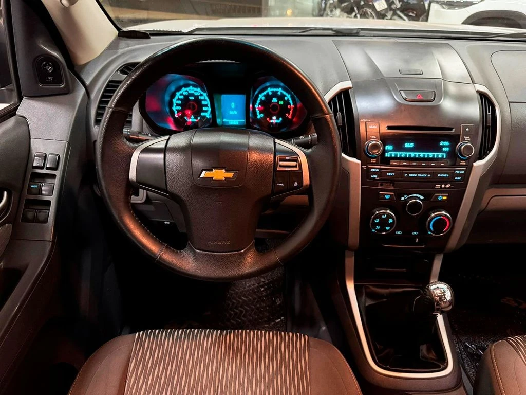CHEVROLET S10