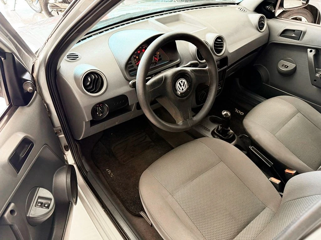 VOLKSWAGEN GOL
