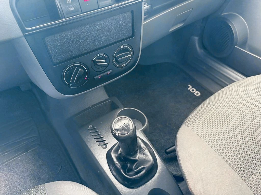 VOLKSWAGEN GOL