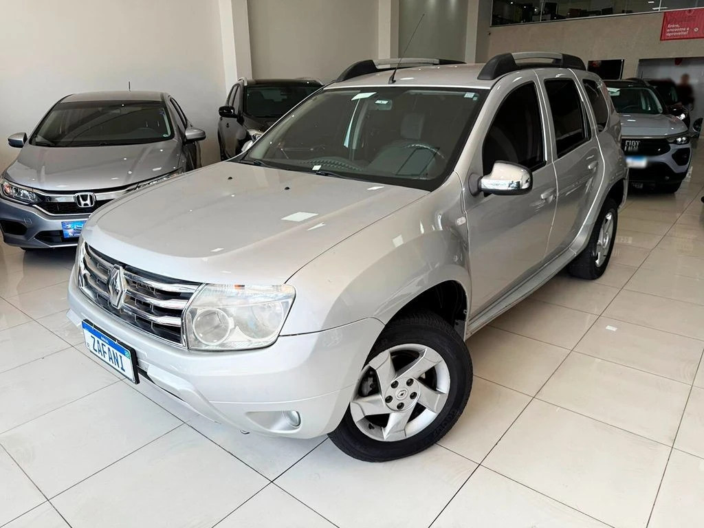 RENAULT DUSTER