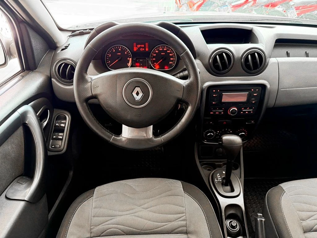 RENAULT DUSTER