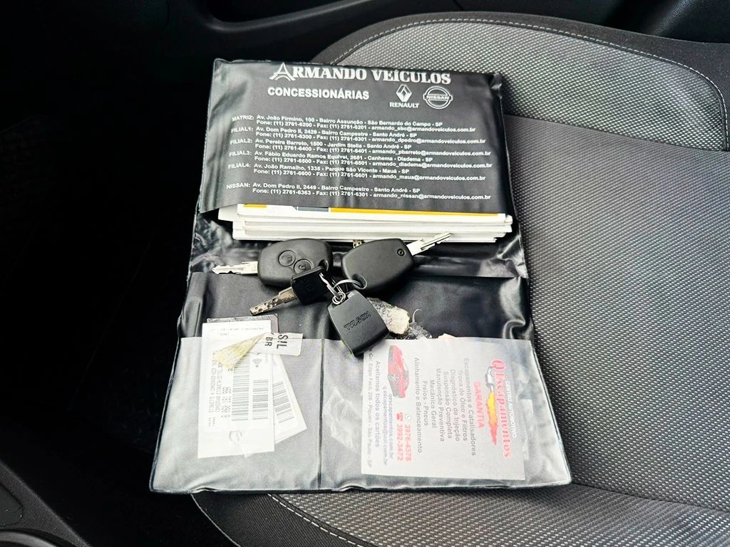 RENAULT DUSTER
