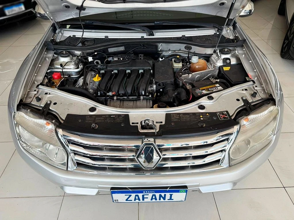RENAULT DUSTER