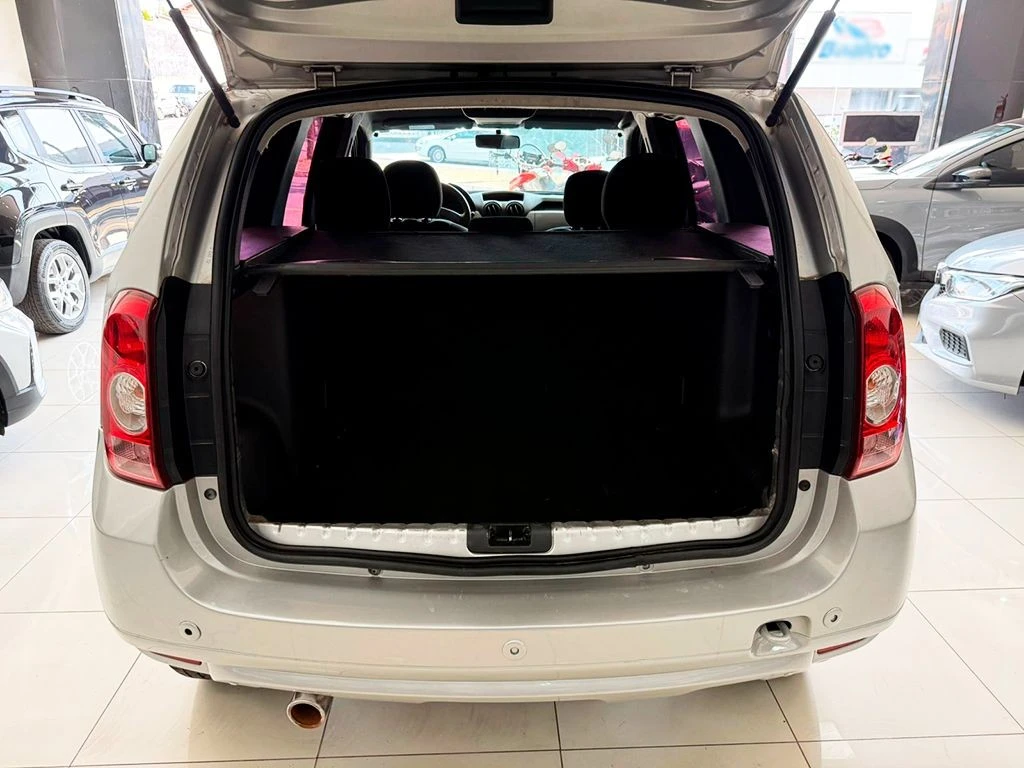 RENAULT DUSTER