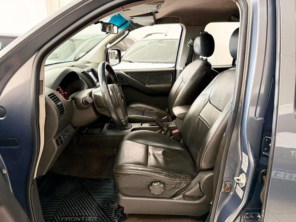 NISSAN FRONTIER
